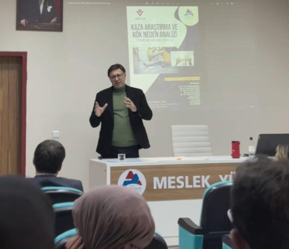 Sağlık Güvenlik Refah temasıyla Ağrı İbrahim Çeçen Üniversitesinde Öğrenci arkadaşlarımızla bir araya geldik. Başta Rektörümüz Abdülhalik Karabulut bey olmak üzere 