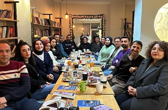 Doğubayazıt AK Parti Ağrı Belediye Başkan adayı Mimar Dr. Mimar Cengiz Çelik, “8 Mart Dünya Emekçi Kadınlar Günü” etkinlikleri kapsamında 